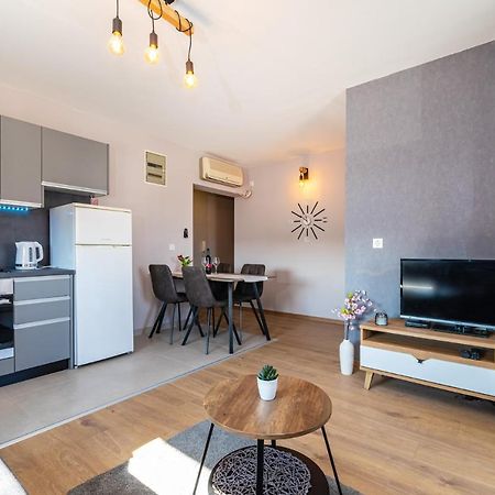 Apartment Drazice Biograd Na Moru Esterno foto